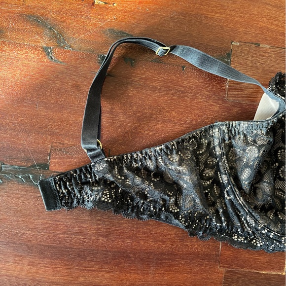 Bezier Bra – Black Lace – Size 36E - Picture 4 of 8